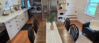 2-bedroom farm guesthouse surrounded by beautiful farmland with cozy charm