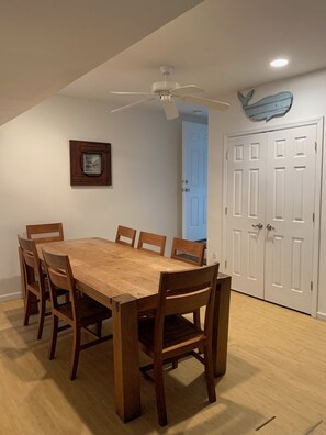 Dining - 3BR Beach House Steps to Jenkinson's Boardwalk & Beach (Point Pleasant Beach)