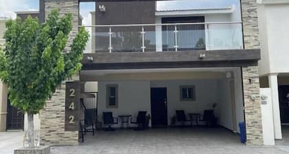 Beautiful entire house near Alameda, Saltillo