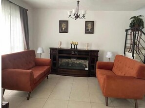 Living area - Beautiful entire house near Alameda, Saltillo (Saltillo)
