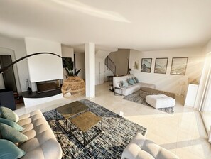 Living area - Bastide Luxueuse - Swimming pool & XXL view - 12/14 pers (Tanneron)