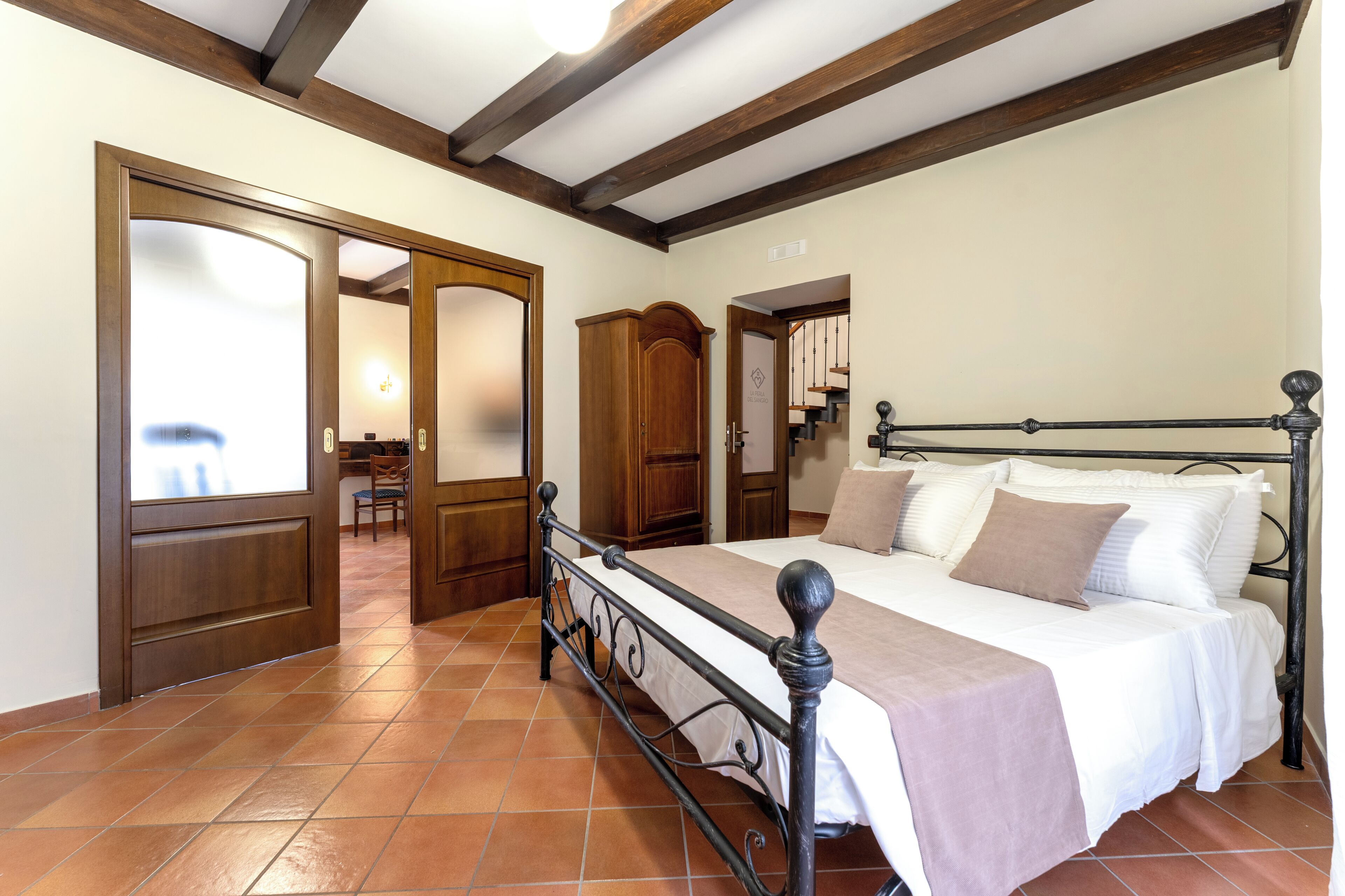 Doppia Deluxe, vista parco | Copriletto in piuma, minibar, una scrivania, postazione laptop