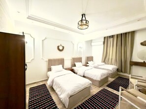 Spa - Spacious 4-bedroom apartment in awesome Giza Governorate with AC (Giza Governorate)