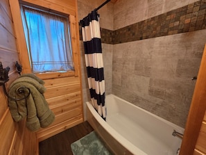 Douche, serviettes fournies