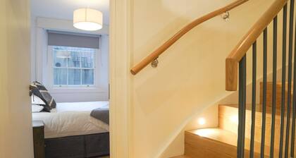 Spacious 1BR Residence at St Stephen's Green