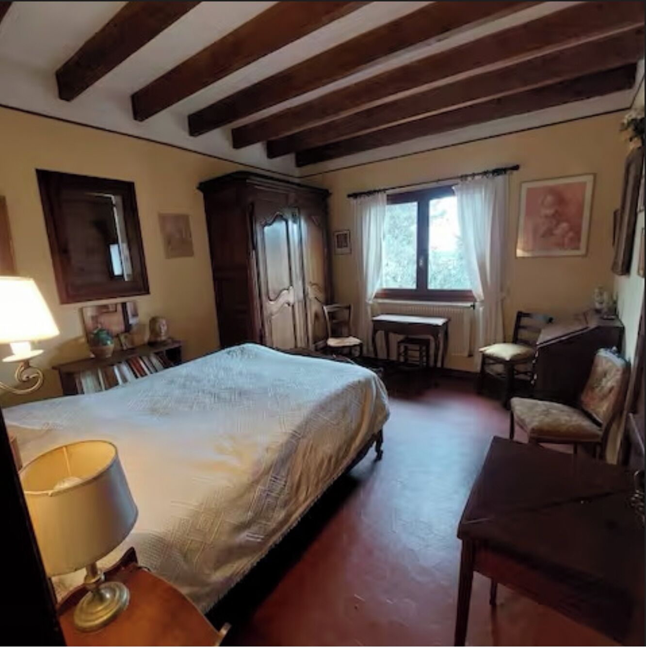 6 chambres, fer et planche à repasser, Wi-Fi gratuit, draps fournis