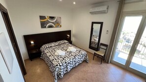 Double or Twin Room, Valley View - Jenka (Caltabellotta)