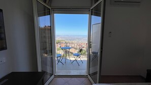 Interior - Jenka (Caltabellotta)