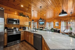 Fridge, microwave, oven, stovetop - Stunning Gatlinburg Views, Theater, Arcade, Pools! (Gatlinburg)