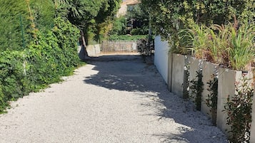 Enceinte de lâhĂ©bergement