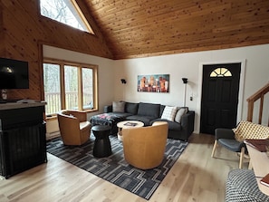Smart TV, fireplace, table football, ping pong