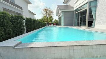 House, 3 Bedrooms, Patio | Pool