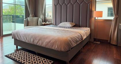 Luxury House Near Suvarnabhumi Airport