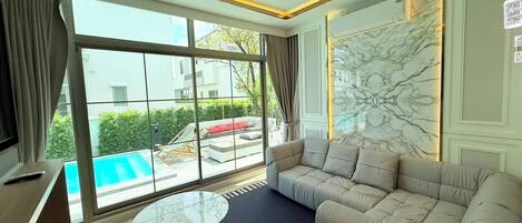 House, 3 Bedrooms, Patio | Living area
