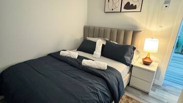 1 chambre, fer et planche à repasser, Wi-Fi, draps fournis