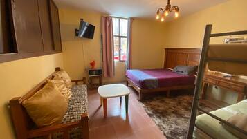 Habitación familiar, vista a la ciudad