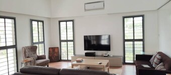 2-bedroom villa with 46 m² living room and garden