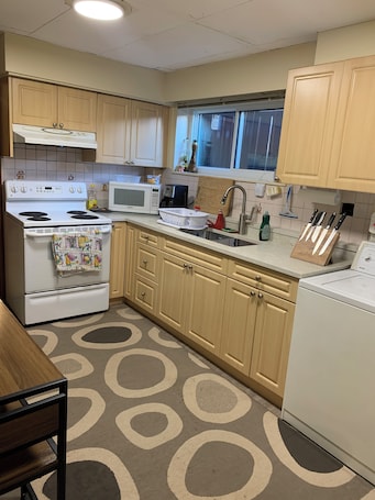 Private kitchen. Private basement suite with laundry in Vancouver