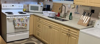 Private basement suite with laundry in Vancouver