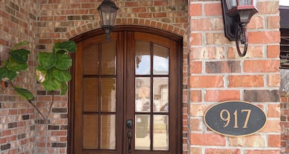 Quiet Windsor Court Retreat