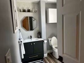 Departamento, vista a la ciudad | Baño