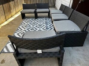 Apartment, City View | Terrace/patio - Renovated 2 Bedroom Apt Central Hamilton (Hamilton)