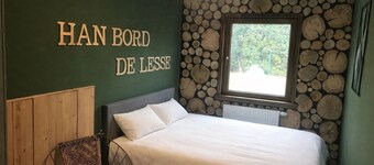 Charming chalet vacation home in the immediate vicinity of the grotto of Han sur Lesse!