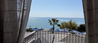 Vythos rooms