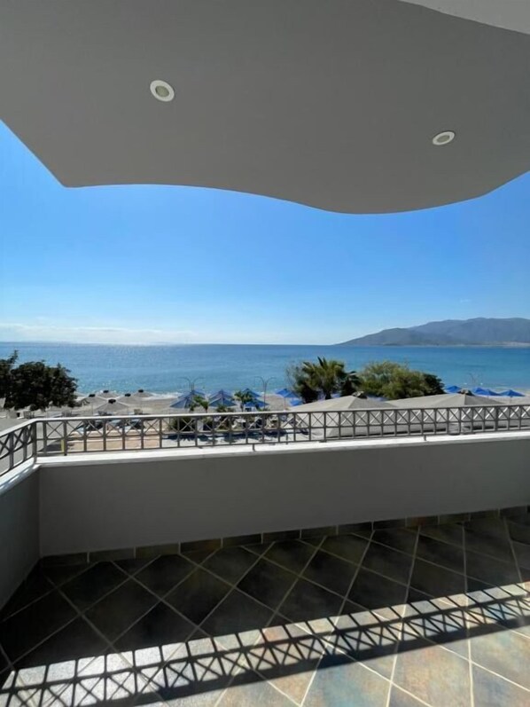 Superior Double Room, Beach View