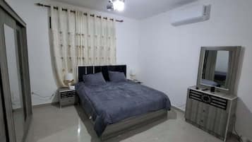 2 bedrooms, iron/ironing board, free WiFi