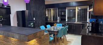 Modern 2-Bedroom Apartment in Abdoun – Prime Location