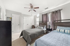 2 chambres, fer et planche à repasser, lit parapluie, Wi-Fi gratuit