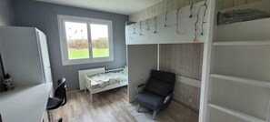 Room - Vrbo Property (Le Tablier)