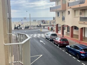 Property grounds - Apartment sea view, parking - 4 guests (Canet-en-Roussillon)