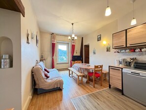 TV - Mont-Dore - Central T3, WIFI, 100m to Amenities (Mont-Dore)