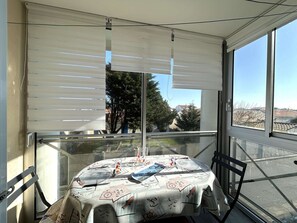 Dining - Seaside studio - 2 guests (Saint-Hilaire-de-Riez)