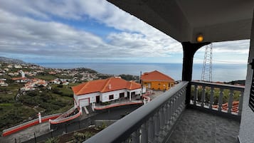 Sunrise Duplex 2nd floor -T3 | Property grounds