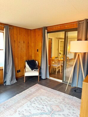 Interior - Summer Retreat in Traverse City: Steps to TART Trail & State Park Beach (Traverse City)