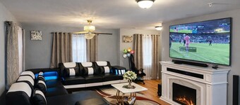 Charming 3-bedroom house with every amenities needed within Worcester location