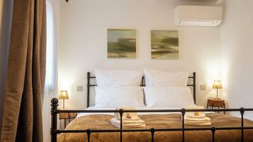1 Schlafzimmer, Bügeleisen/Bügelbrett, Reisekinderbett, kostenloses WLAN