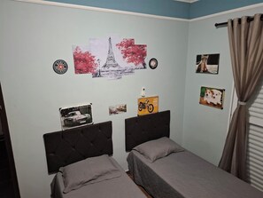 3 bedrooms, iron/ironing board, internet, bed sheets - Tecno House - spaces near Sesc Franca, Facef, Unesp (Franca)