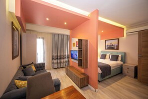 Comfort Studio Suite | Soundproofing, iron/ironing board, free WiFi - Marida Suits (Istanbul)