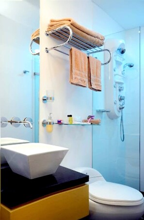 Room, 1 Bedroom | Bathroom - Room-hotel King Versalles (Cali)