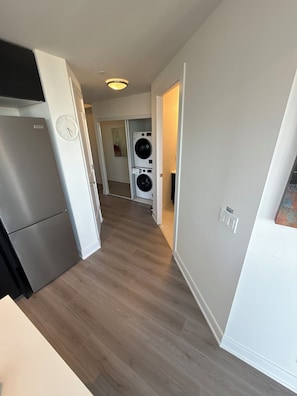Interior - Bright 1BR Condo |Parking included|Yonge& Sheppard area (Toronto)