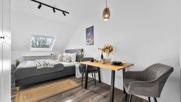 1 Schlafzimmer, Reisekinderbett, Internetzugang, Bettwäsche