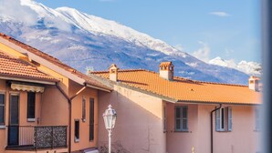 Exterior - One Bedroom Apartment (VARENNA)