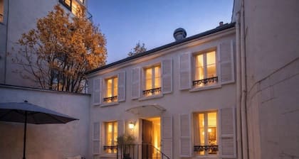 Private house near the Eiffel Tower • 2 BATHROOMS - Court