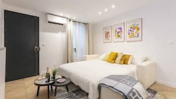 1 bedroom, iron/ironing board, Internet, bed sheets
