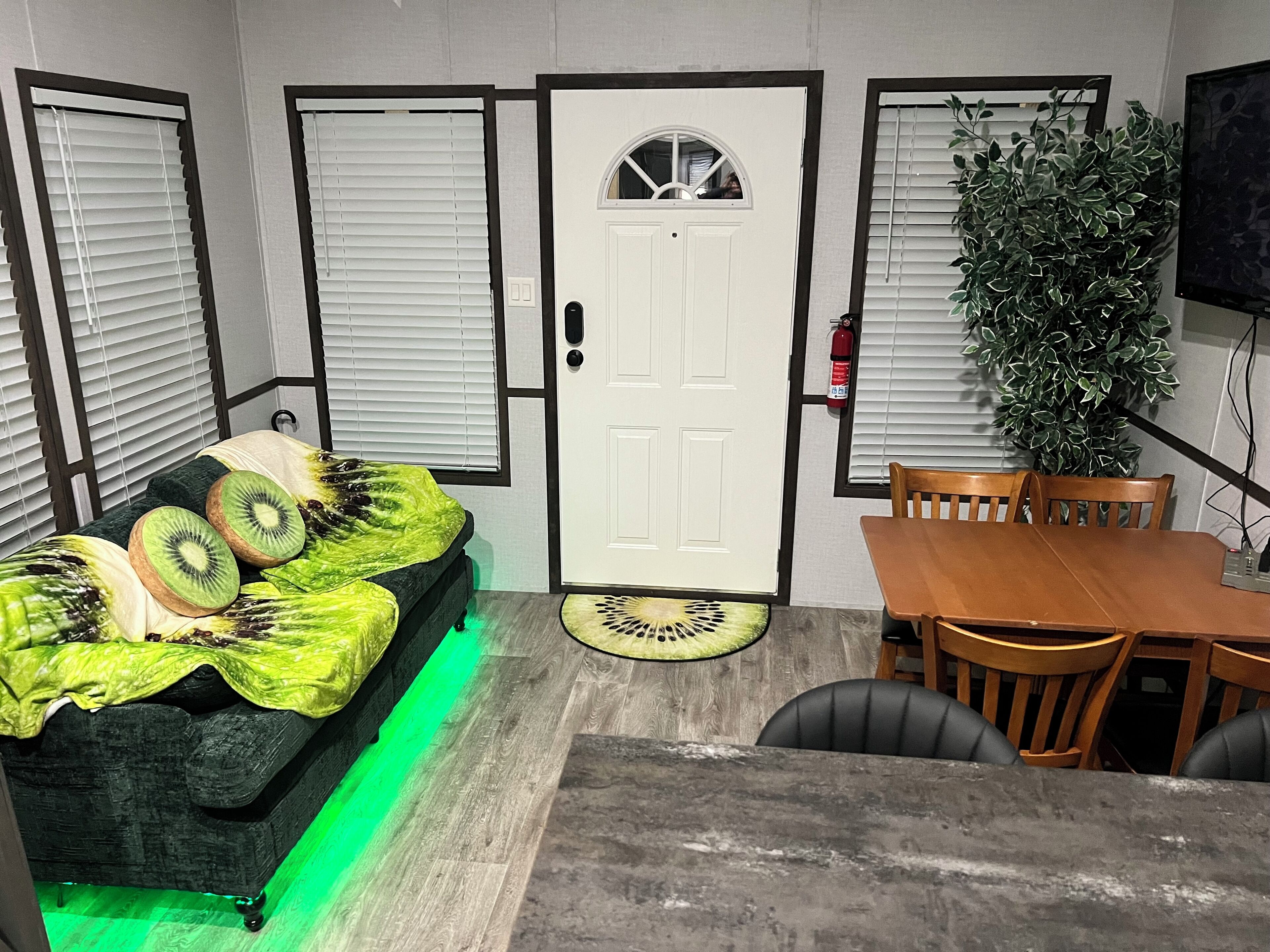 The Kiwi Villa - 15 Miles To The Beach And 4 Miles To The City Of Foley - Foley, AL
