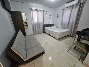 1 bedroom, WiFi, bed sheets - Apartamento tipo estudio Lyon, en David, cerca de varios centros comerciales! (David)
